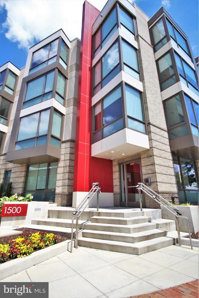 1500 Pennsylvania Ave. SE Unit 202, Washington, DC 20003 Condo for