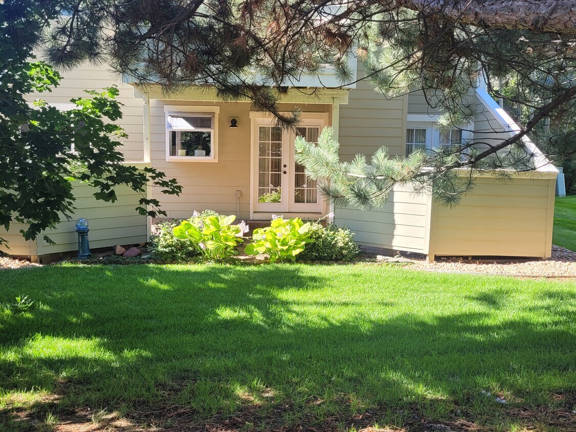 8033 Countryside Park Unit 205, Niwot, CO 80503 Condo for Rent in