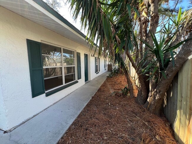 Building Photo - 2773 Cypress Dr