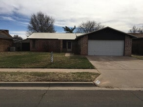 Building Photo - 5739 Emory St