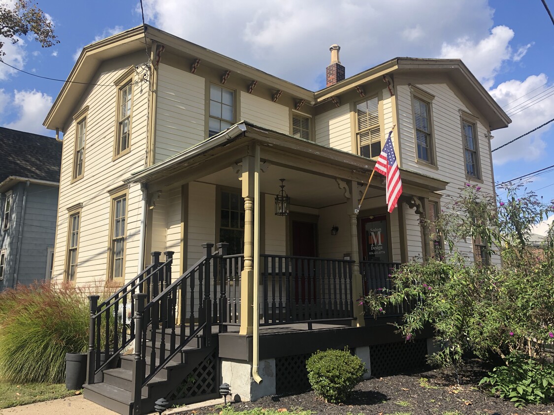 41 Ellis St Unit 2, Haddonfield, NJ 08033 Apartments in Haddonfield