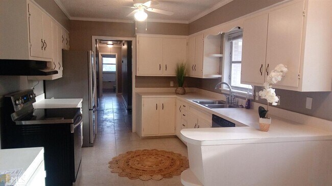 Foto del edificio - 203 Walnut Dr