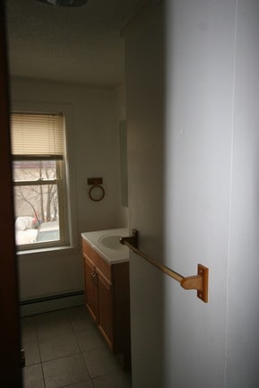 Bath room - 333 Ohio St