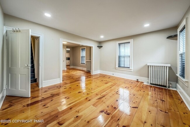 Foto del edificio - 703 Scott St