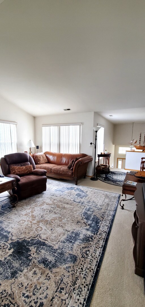 Foto del edificio - 2304 Woodside Dr