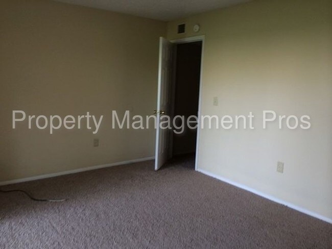 Building Photo - 4269 S Semoran Blvd