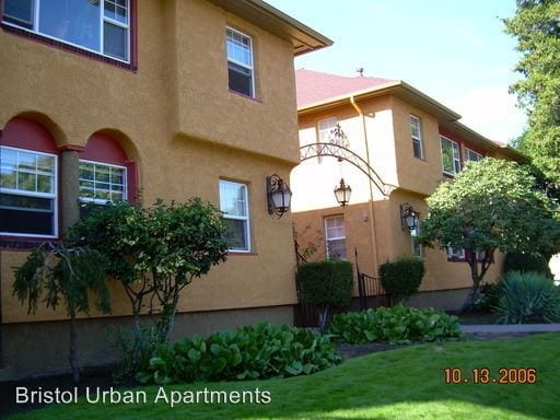 Primary Photo - 411 NE 22nd Ave
