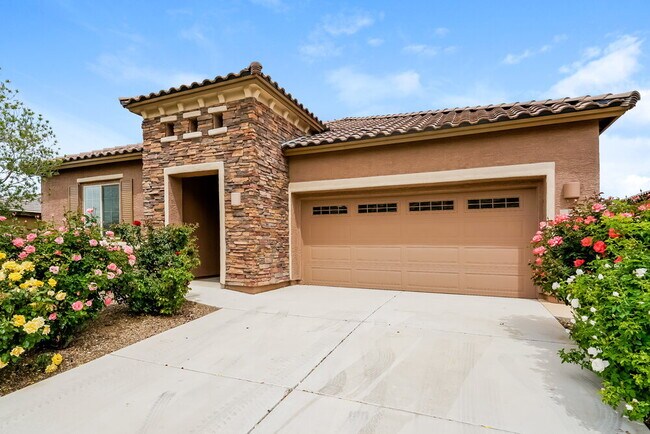 Building Photo - 38646 S Running Roses Ln