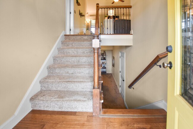 Foto del edificio - Pet Friendly Four Bedroom with Basement in...