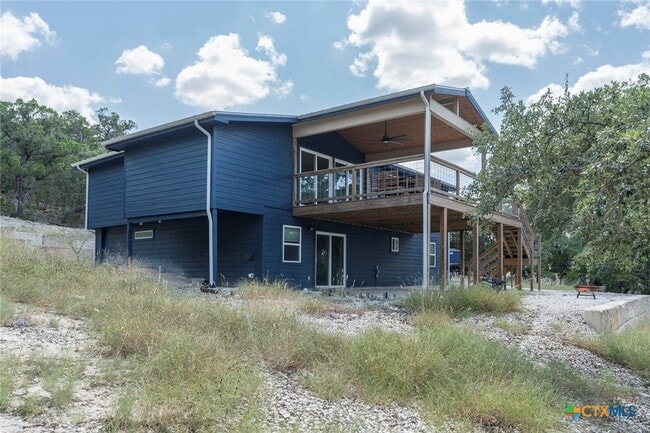 Building Photo - 268 White Oak Dr