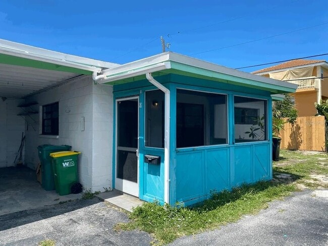 Foto del edificio - 461 S Brevard Ave