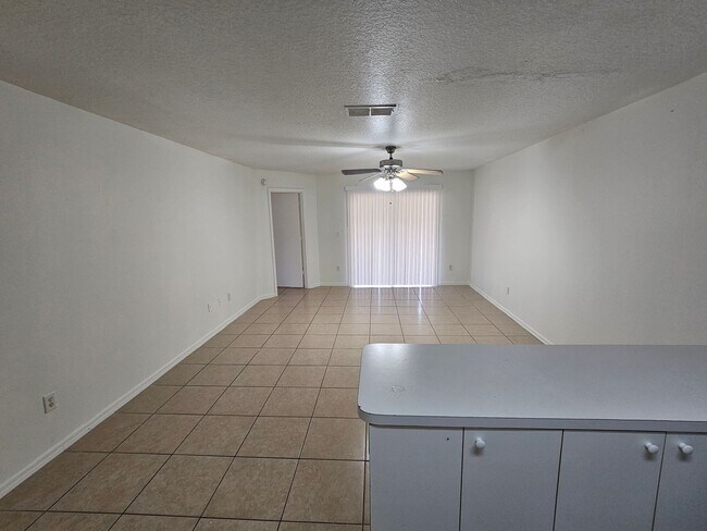 Foto del edificio - 2611 Hollow Ln