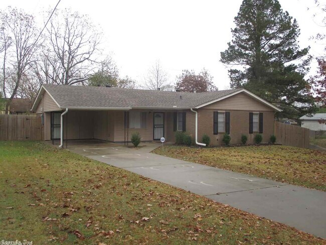 Foto del edificio - 110 Shelby Rd