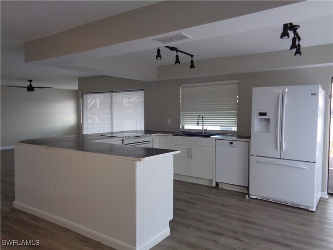 Foto del edificio - 1209 SW 6th Ave