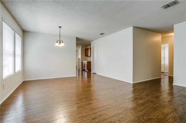Foto del edificio - 2620 Clear Brook Dr