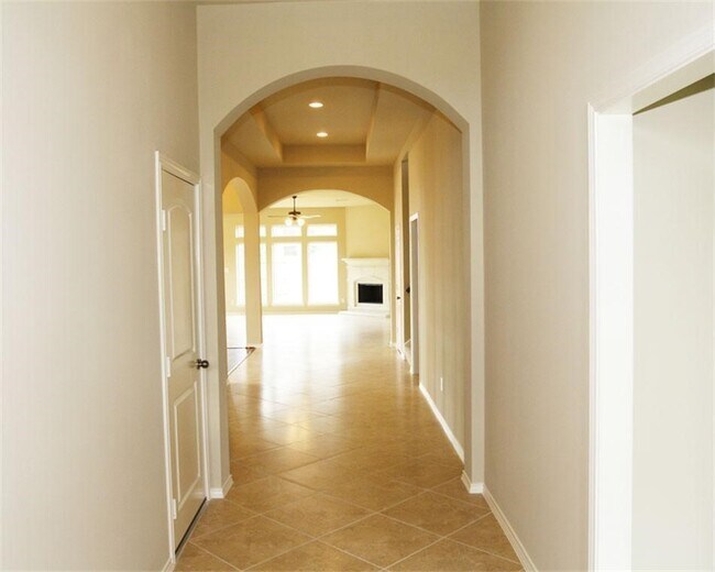 Building Photo - 10318 Bellago Ln