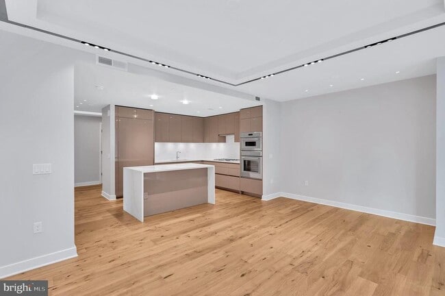 Foto del edificio - 1781 N Pierce St