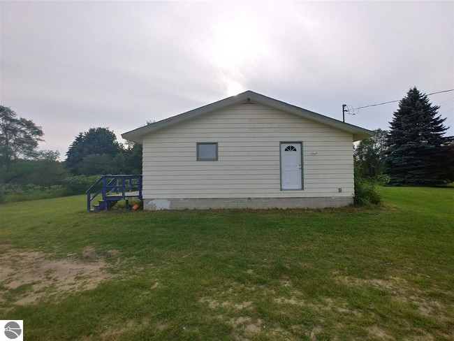 Building Photo - 4809 Grace Rd