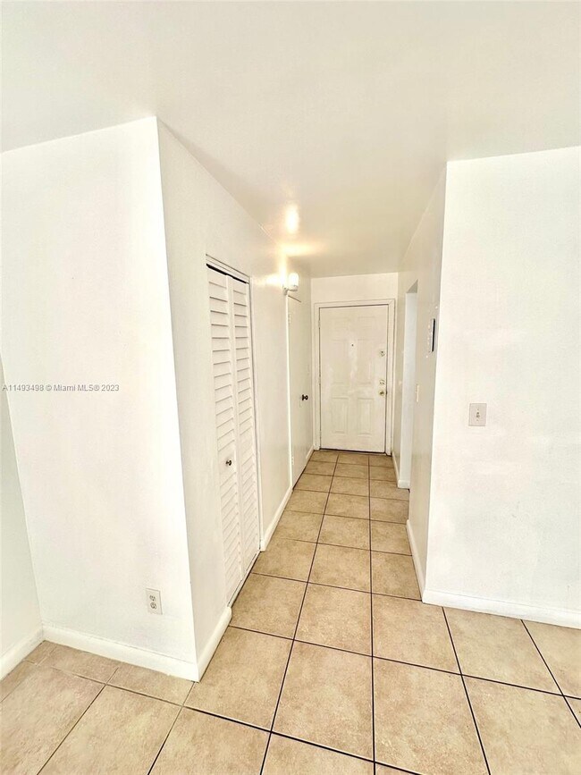 Foto del edificio - 8550 SW 109th Ave
