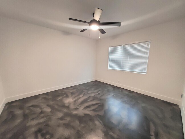 Foto del edificio - 1538 W McDowell Rd
