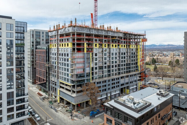 Building Photo - Akin Golden Triangle