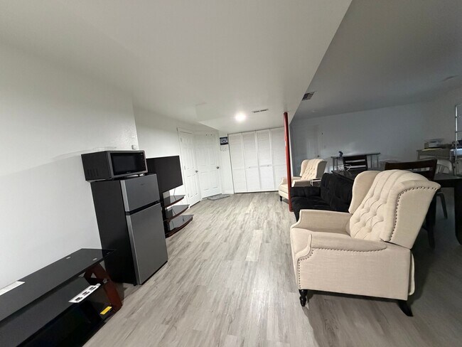 Foto del edificio - 11610 Cranston Dr