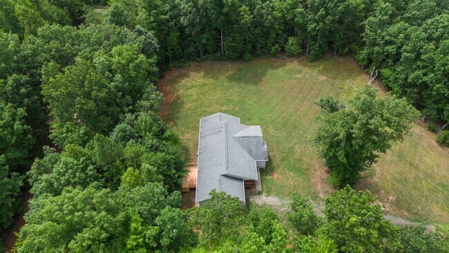 Building Photo - Private 3-Bedroom Home with Large Yard and...