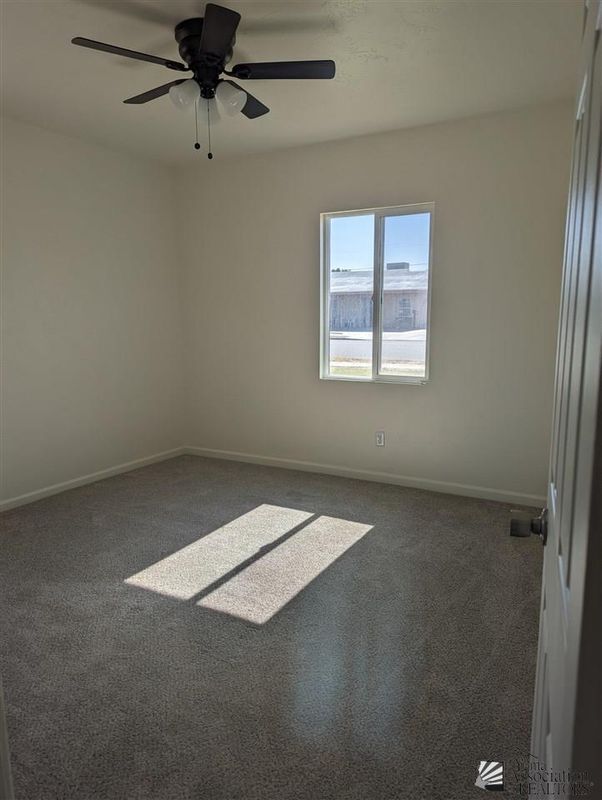 Foto del edificio - 1710 W 11th St