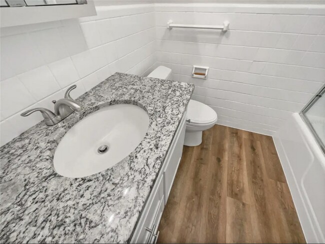 Building Photo - 513 Flamingo Dr