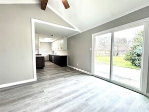 Building Photo - 5538 Mackinaw St