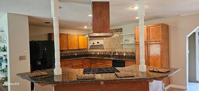 Foto del edificio - 4102 California Ave