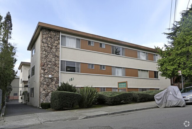 Apartment For Rent In Piedmont Ca