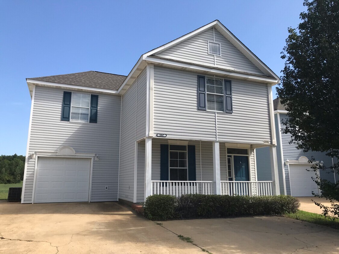 1067 Saint Andrews Ln, Starkville, MS 39759 House Rental in