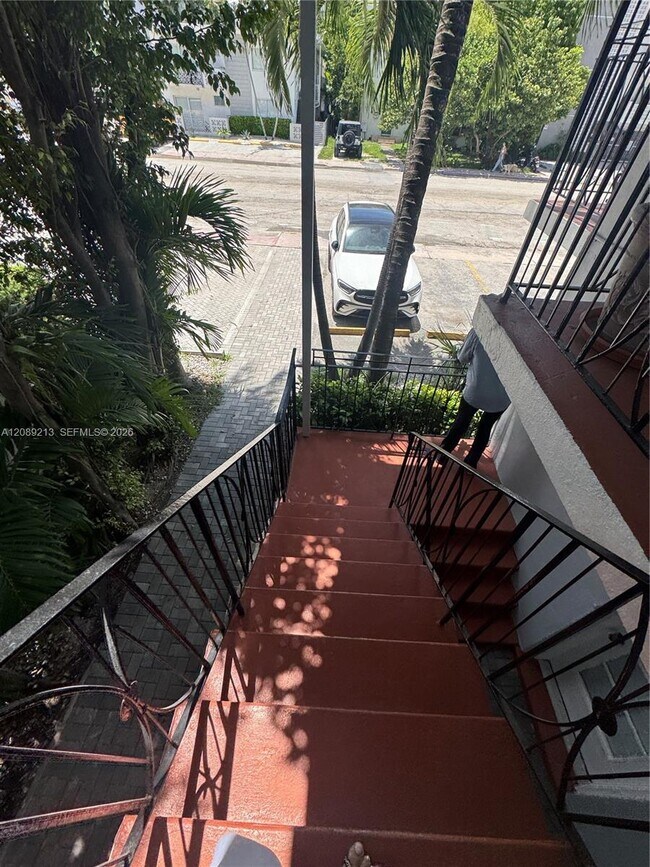 Foto del edificio - 1611 West Ave