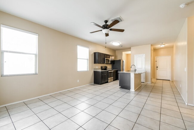 Foto del edificio - 28904 N Selenite Ln