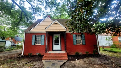 Building Photo - 3400 Ryburn Rd