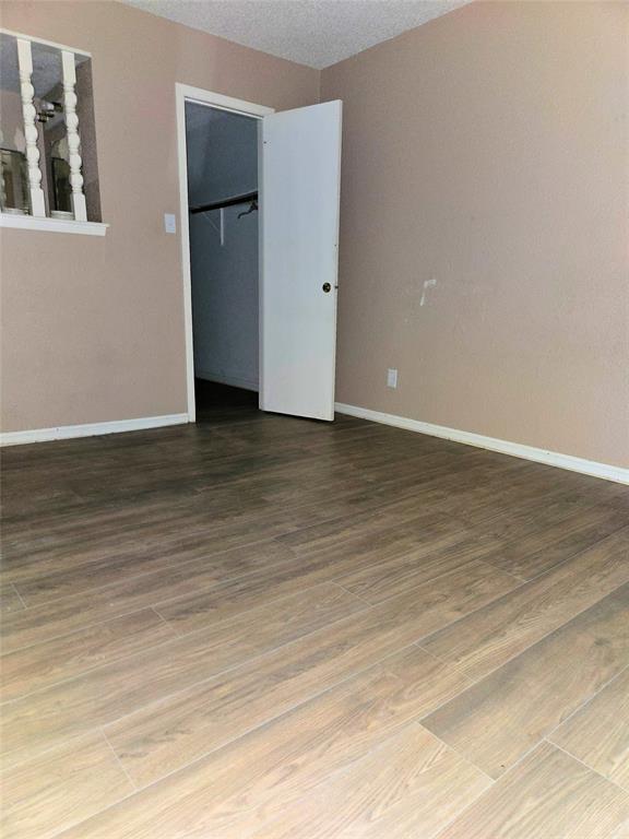Foto del edificio - 250 El Dorado Blvd