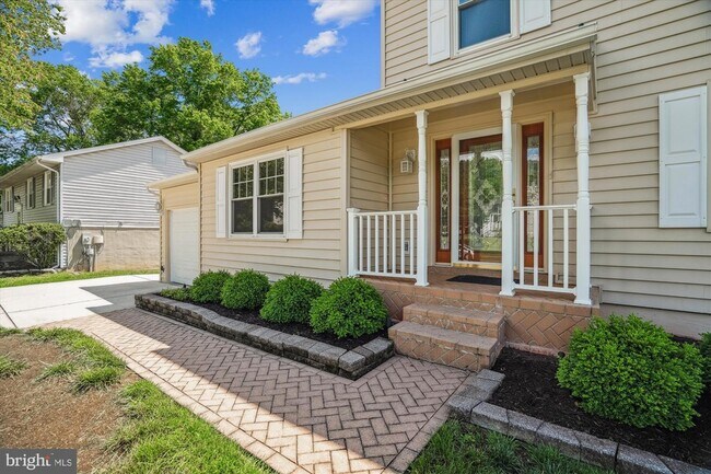 Foto del edificio - 10902 Valley Brook Dr