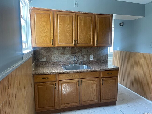 Foto del edificio - 200 Claridge Ave