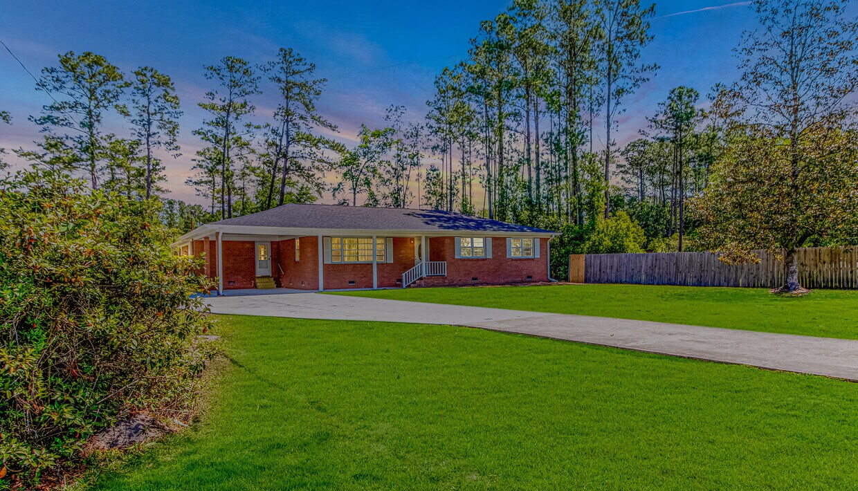 1303 SC90, Conway, SC 29526 House Rental in Conway, SC