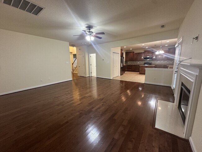 Foto del edificio - 320 Whitehurst Landing