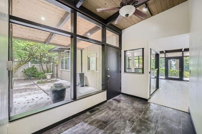 Foto del edificio - 4Bd/3.5Ba Medina House