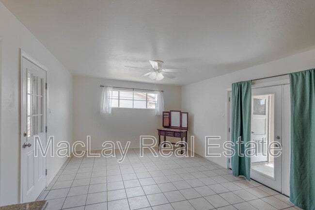 Foto del edificio - 7013 E Loma Land Dr