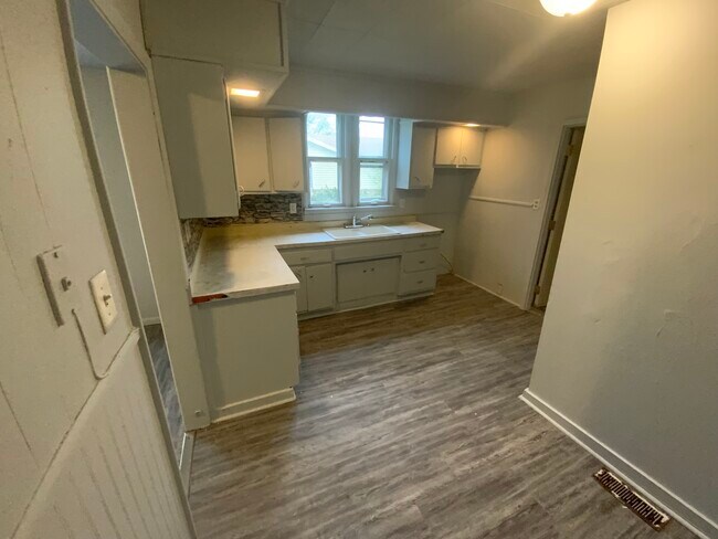 Foto del edificio - 56 Bismark St