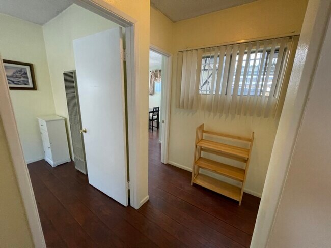 Foto del edificio - 840 Centinela Ave