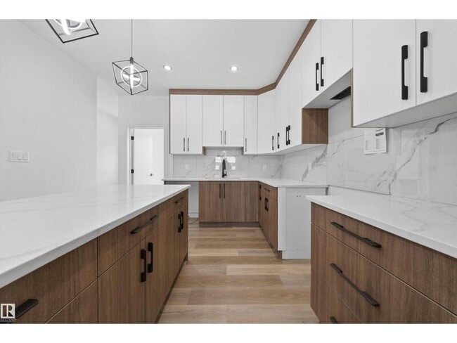 Building Photo - 5213-104A 104a St NW