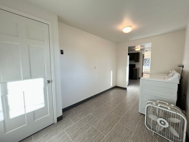 Foto del edificio - 1005 S Shoshone St