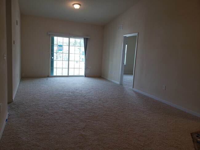 Foto del edificio - 4931 Key Lime Dr