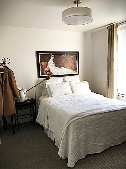 Spacious bedroom - 124 N 29th St