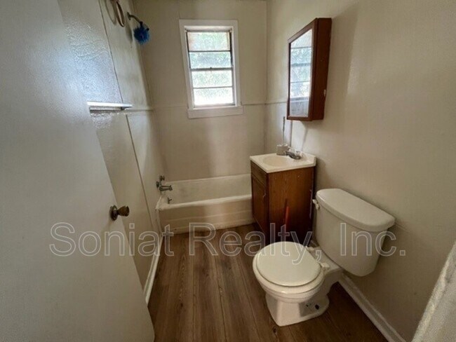 Foto del edificio - 625 Fried St